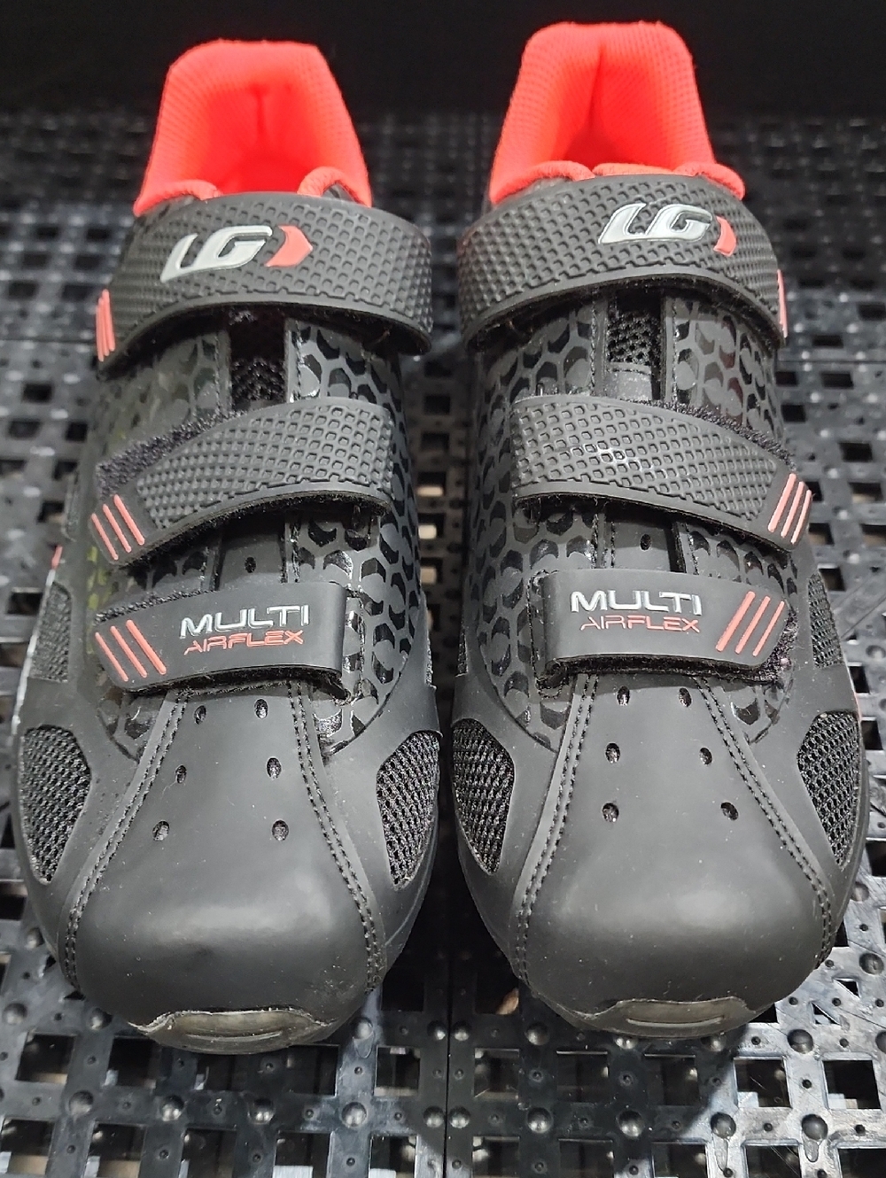 LG Womens Black Cycling Sneakers, Size 43